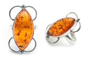 What is Amber jewelry | Jewelry I Like