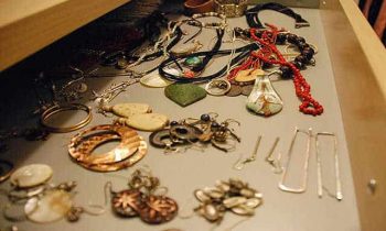 Choosing Jewelry